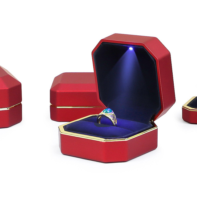 Custom Logo LED Jewelry Packaging Box Pendant Ring Box Jewelry Storage Box with Light