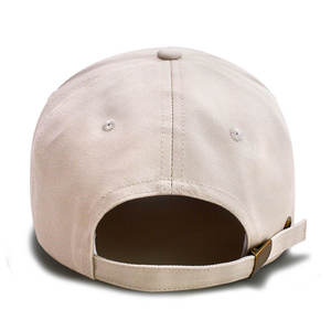 Gorras Minimalistas Vintage Negras y Beige, MOQ Bajo, OEM, ODM, Logotipo de Marca Personalizado, Visera Curva, Estructurada, 5 Paneles, Unisex - Product Image 5