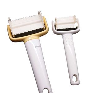 3 unids/set Fondant pastel panadería herramientas Rolling <span class=keywords><strong>Angel</strong></span> galleta ravioli cortador plástico hornear pastelería suministros Color al azar - Product Image 1