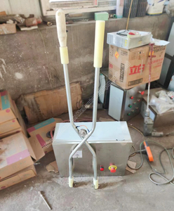 Descarga eléctrica para seguridad Tipo de tres puntos Máquina de aturdimiento de cerdos Equipo de matadero de cordero - Product Image 1