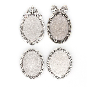 Komi 30X40mm Base en alliage de gemme ronde Vintage Time pour accessoires de bricolage avec broche de personnalisation d'image religieuse croisée faite à la main - Product Image 5