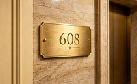 Plaque de numéro de maison personnalisée en laiton gravé, résistante à l'eau, avec éclairage intégré pour hôtels et bureaux - Vis de fixation incluses