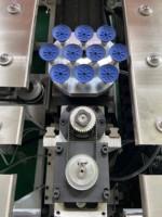 Centre de pliage flexible avec outil de presse plieuse à disque d'aspiration