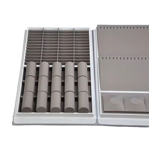 Bandeja para Pulseras, Color Gris, Cuadrada, 48 Compartimentos, Contenedor de Almacenamiento de Pulseras de Alta Gama, Bandeja de Terciopelo para Exhibición de Joyería y Brazaletes para Boutiques - Product Image 5