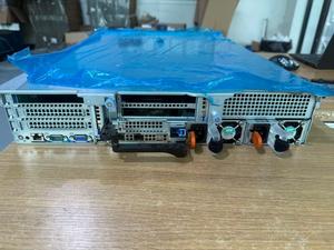 Serveur reconditionné pour Dell PowerEdge R740 2U Rack 8 baies SFF 2,5 pouces Châssis double Intel Xeon Scalable avec prise en charge GPU Barebone - Product Image 3