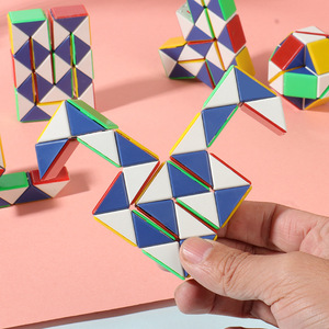 <b>Magic</b> Ruler 24 Segment Transformable Puzzle Toy For Kids Educational Brain Teaser Plastic Folding Shape Building Game - Product Image 3