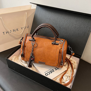 <span class=keywords><strong>Sac</strong></span> à main vintage américain en toile cirée pour <span class=keywords><strong>femme</strong></span>, grande capacité, avec pompon et porte-clés, bandoulière réglable - Product Image 5
