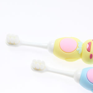 Brosse à dents pour bébé de petite taille à poils PBT, style grenouille heureuse, antidérapante, logo OEM, vente chaude, recommandée par les dentistes - Product Image 5