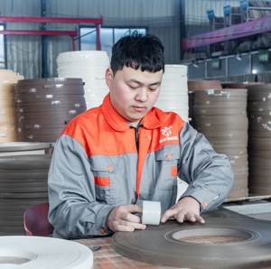 Nastro per <span class=keywords><strong>bordi</strong></span> <span class=keywords><strong>in</strong></span> venature del <span class=keywords><strong>legno</strong></span> Pre-incollato fascia per <span class=keywords><strong>bordi</strong></span> <span class=keywords><strong>in</strong></span> abs lucido tinta unita - Product Image 5