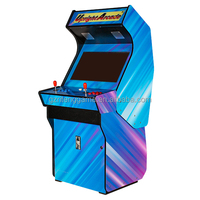 Borne d'arcade classique rétro à monnayeur avec jeux vidéo, joystick et carte de jeu, modèle vertical