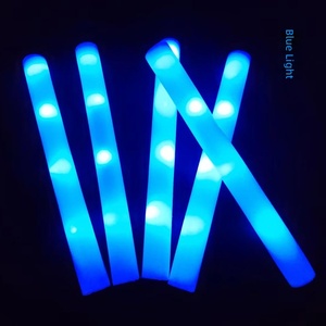 Bâtons lumineux LED en mousse personnalisables avec logo, 48 cm, étanches, durables, vente en gros pour mariages, concerts, fêtes de Noël, en vrac - Product Image 4