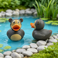 Canard en caoutchouc vinyle personnalisé de 2 pouces, jouet de bain miniature unique avec fonction de natation pour bébés