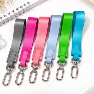 Porte-clés personnalisé en nylon imprimé en sérigraphie, durable, lavable, écologique, avec mousqueton pour une utilisation quotidienne - Product Image 2