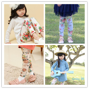 Venta al por Mayor de Ropa Infantil, Pantalones con Estampado Floral de Estilo Chino Tradicional para Niñas Bebés de China - Product Image 3