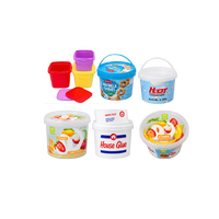 Seaux et fûts en plastique de qualité alimentaire bleus, blancs, bruns, roses, turquoise pour collations, fruits, confitures et boissons