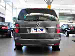 Vendita calda 2025 Volks-wagen per <span class=keywords><strong>VW</strong></span> <span class=keywords><strong>Touran</strong></span> L MPV cinese nuova berlina automatica luce interna in pelle di metallo Euro per adulti - Product Image 2
