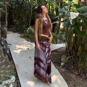 Falda Larga Asimétrica con Estampado de Contraste Vintage de Estilo Único, Cintura Baja, Fruncida y Drapeada para Mujer - Product Image 2