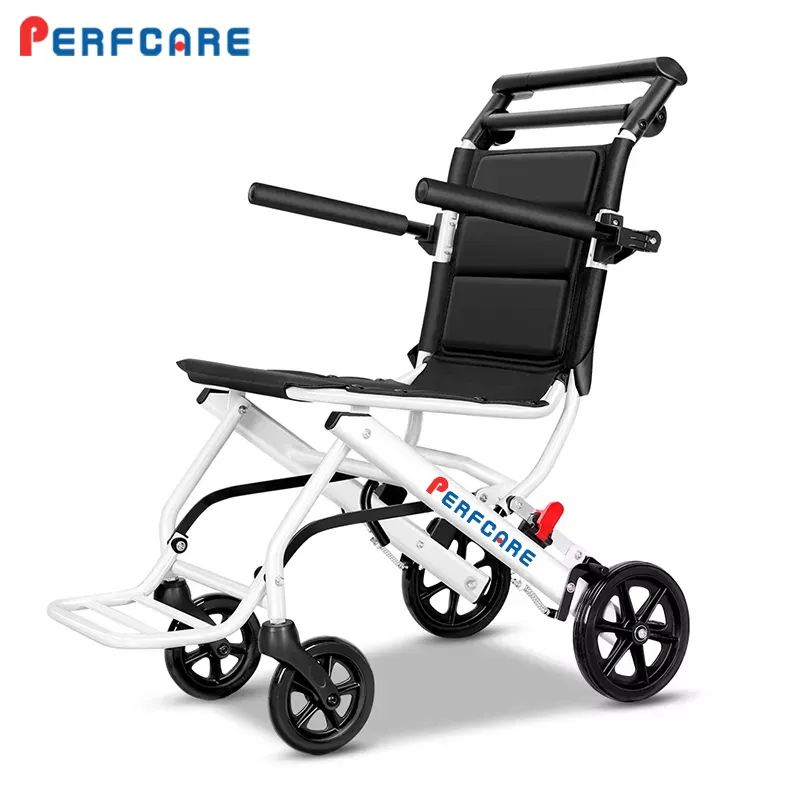 Facile à plier Portable léger fauteuil roulant pliable fauteuil roulant manuel pour handicapés