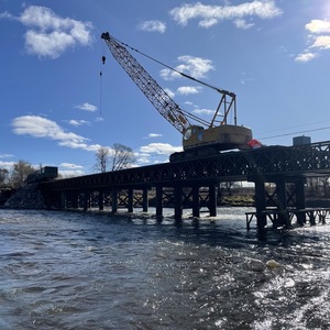 China Snel Bouwen Geprefabriceerde Stalen Structuur Bailey Brug