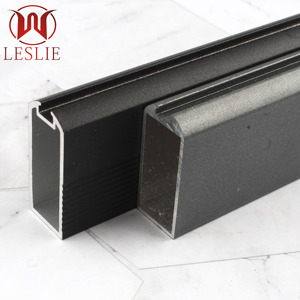 Tringle <span class=keywords><strong>de</strong></span> penderie LESLIE en alliage d'aluminium, cadre carré, épaisseur 0,8 mm, 15x30 mm, horizontale, 3 m <span class=keywords><strong>de</strong></span> long, noire, fixation sur porte - Product Image 3