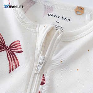 <span class=keywords><strong>Pyjama</strong></span> bébé en coton tricoté respirant, combinaison à manches longues avec fermeture éclair, vêtements de nuit pour nourrissons, barboteuse douce pour nouveau-nés - Product Image 4