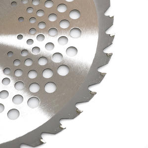 Lame de scie circulaire en carbure TCT en gros d'usine pour la coupe d'herbe - Product Image 5