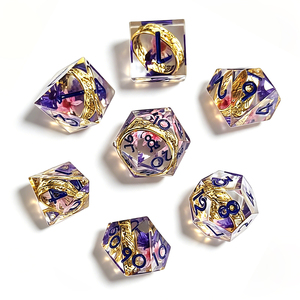 Dés polyédriques en résine de luxe avec lettres de l'alphabet |   <span class=keywords><strong>Jeu</strong></span> de dés à 7 pièces, écologiques, durables, à noyau liquide, pour jeux de table DND <span class=keywords><strong>RPG</strong></span> - Product Image 4