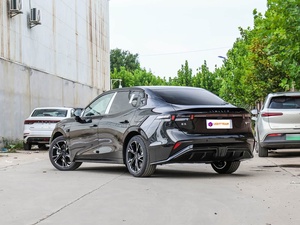 LYNK & CO 07 EM-P, berline hybride rechargeable, autonomie électrique de 126 km, autonomie combinée de 1450 km pour les trajets quotidiens en ville - Product Image 5
