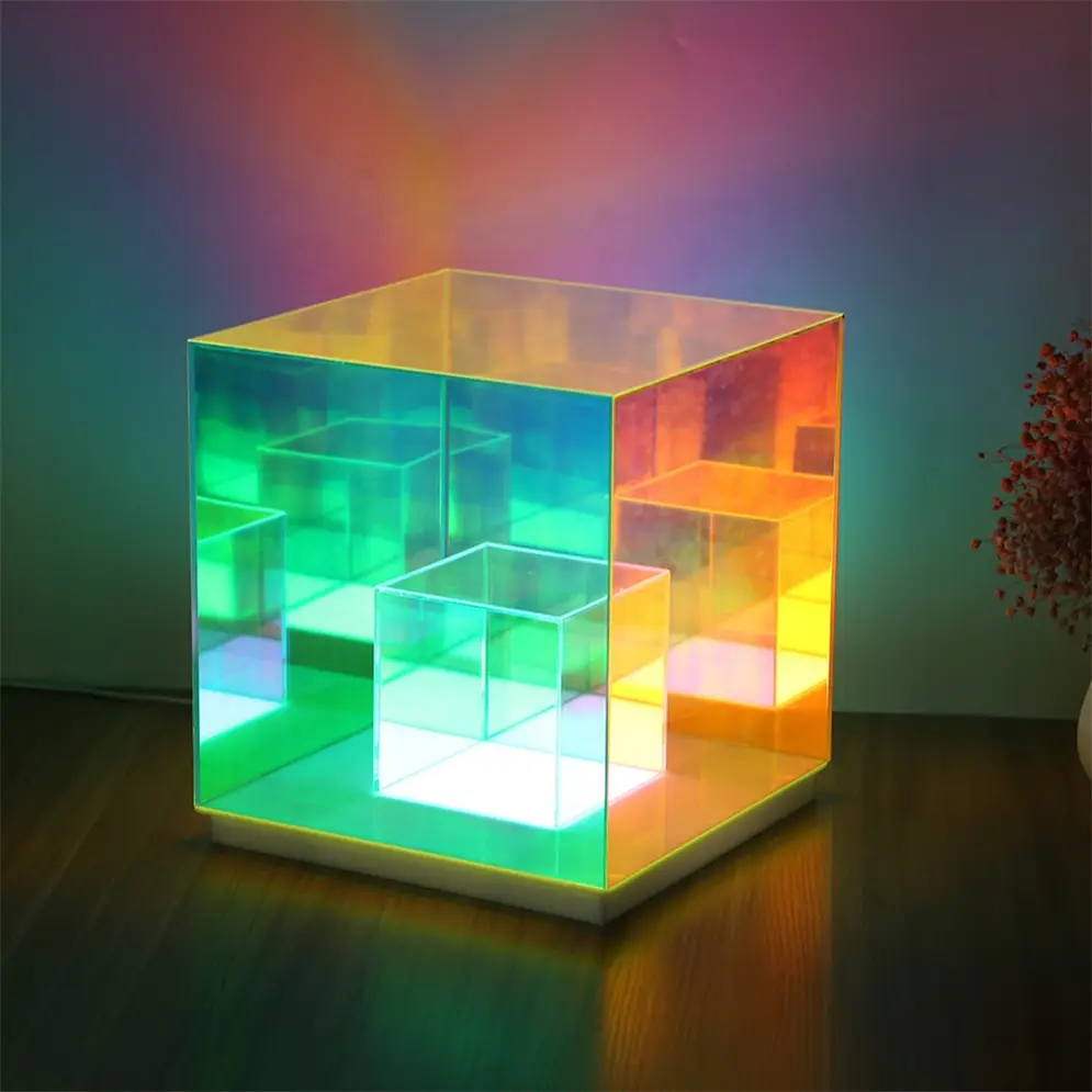 Cubo di Puzzle magico triangolo personalizzato cubo di Rubik lampada da tavolo a colori cubo Rgb notte in piedi con telecomando