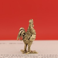 Figurine de coq en laiton antique, statue de poulet du zodiaque chinois vintage, mini ornement de bureau en métal, cadeau artisanal de collection