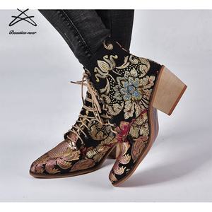 Stivali da <span class=keywords><strong>Donna</strong></span> in Pelle PU con Tacco Basso e Punta Piccola, Design Italiano, Produzione e Vendita all'Ingrosso dalla Cina - Product Image 6