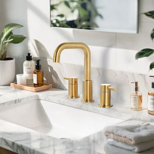 拉丝黄铜金浴室水龙头，带排水管和cUPC供应线，<span class=keywords><strong>2</strong></span>手柄3孔8英寸广泛的梳妆台水槽水龙头 - Product Image 2