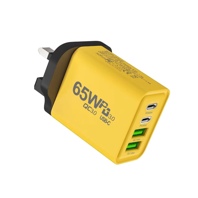 Hot Sales PD 30W/65W USB QC 18W Super Fast Charging Gan Charger 4 Port Dual USB C Wall Adapter Charging for iPhone for Samsung