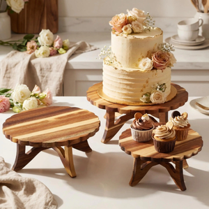Support à gâteau rond en bois d'acacia avec bord festonné, plateau à cupcakes pour la décoration de mariage, fête ou cadeau - Product Image 1