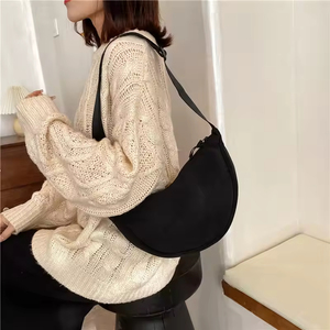 Sac bandoulière en nylon personnalisé avec logo 2026, couleur unie, décontracté, style dumpling, léger, pour femmes - Product Image 2
