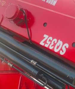 2025 Hot Sale Logistik Container Transport Doppel hydraulik pumpe Knöchel kran 35T zu mieten - Product Image 4