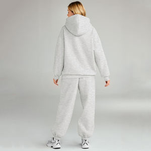 Ensembles de vêtements de sport pour femmes OEM, deux pièces, sweat-shirt à capuche et pantalon de <span class=keywords><strong>jogging</strong></span>, style décontracté, survêtement pour la course à pied en plein air, fitness, grande taille - Product Image 3
