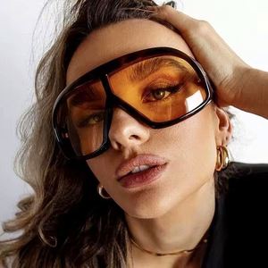 Lunettes de soleil vintage 2025 à monture large, style aviateur, motif léopard jaune, protection UV400, pour femme - Product Image 2