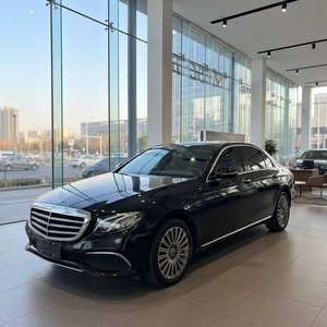Auto Usado en Venta, <span class=keywords><strong>Mercedes</strong></span>-Benz <span class=keywords><strong>E</strong></span> 300 L Edición de Lujo 2018, Sedán Usado con Volante a la Izquierda, 245hp, Excelente Estado - Product Image 1