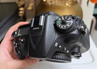 Kamera Digital Nikon D7100 Body Tunggal 24MP Layar Tetap 3.2 Inci Bekas Berkualitas Baik
