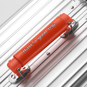 <span class=keywords><strong>Maleta</strong></span> de Aleación de Aluminio con Diseño de Bloques de Color y <span class=keywords><strong>Asa</strong></span> de Cuero Integrada - Product Image 5
