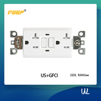 Prise de sol électrique universelle à 3 broches 13A USB IP40 CE avec mise à la terre automatique compatible SDK Type 45x45