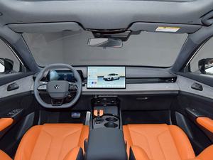 Nuevo Changan Univ Sedán de Gasolina, Tercera Generación 2025, Versión Deportiva Noble 1.5T - Product Image 4