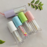 Venta al por Mayor de Tubos Redondos de 6 ml para Brillo Labial, Tubos de Gran Capacidad en Rosa, Blanco y Negro, Tubos de Brillo Labial con Cabezal de Brocha Grande