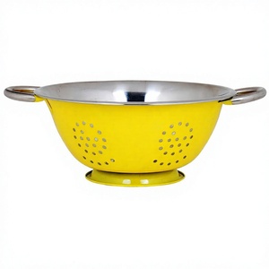 Passoire à poignée multicolore en acier inoxydable avec panier à fruits à poinçonner à la mangue Passoire à riz en métal à poignée Passoire à fruits - Product Image 1