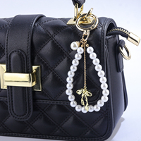 Breloque de sac personnalisée en perles avec pendentif fleur, nœud et papillon, anneau en métal doré pour sac à main, sangle de téléphone OEM/ODM