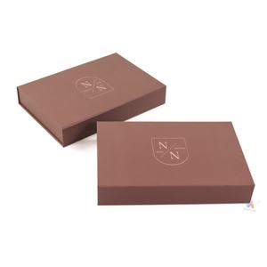 Cajas Magnéticas Personalizadas Crown Win con Logotipo, Caja de Regalo con Forma Personalizada del Cliente, con Cierre, Proceso de Impresión con Estampado Dorado, Insertos Opcionales - Product Image 1