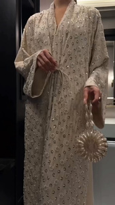 Vente en gros de kimonos brodés de sequins, collection élégante très vendue, <span class=keywords><strong>abaya</strong></span> de luxe sur mesure de Dubaï pour femmes musulmanes, décontractée et pour la prière - Product Image 4