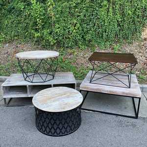Table basse compacte en bois la plus vendue avec espace de rangement dissimulé, design gain de place pour petits appartements et intérieurs modernes - Product Image 1