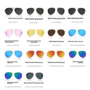 Stock Pilot 3026 Gafas de sol unisex UV400 Beige Naranja Oro Metal Rana Aluminio Piernas de resorte Diseño de moda para adultos - Product Image 3